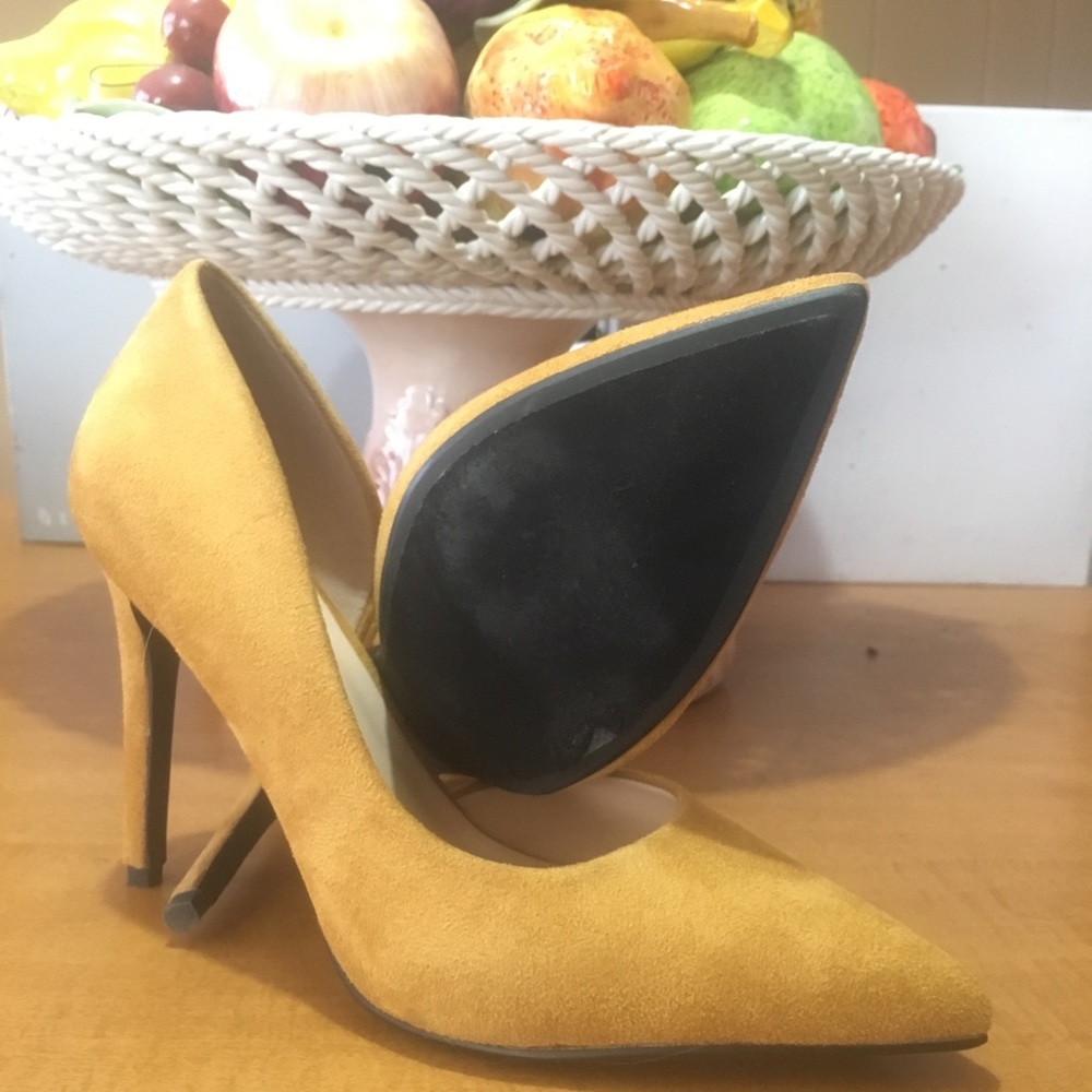 DELICIOUS.SHOES.COM Pumps
